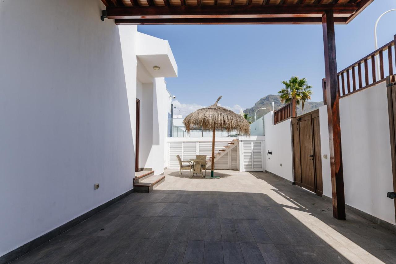 Sunset White Villa - Ocean View, Jakuzzi, Heated Pool, Air-Conditioning, Grill Playa de las Américas Kültér fotó